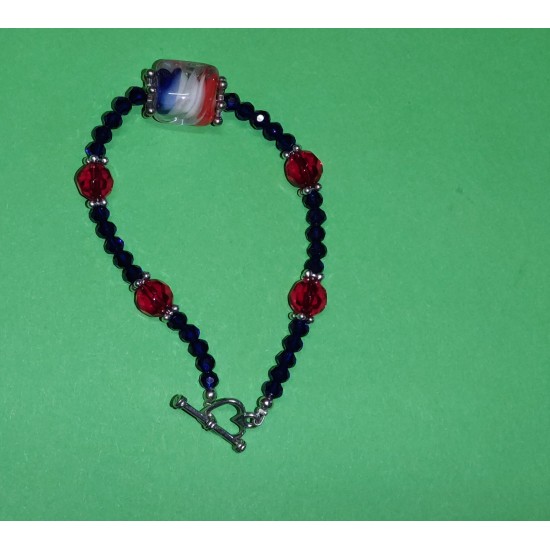 Bracelet about 20 cm of glass beads,