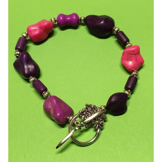 Bracelet about 21.5 cm Howlit hourglass beads, not uniform howlite, synthetic (pink + purple)