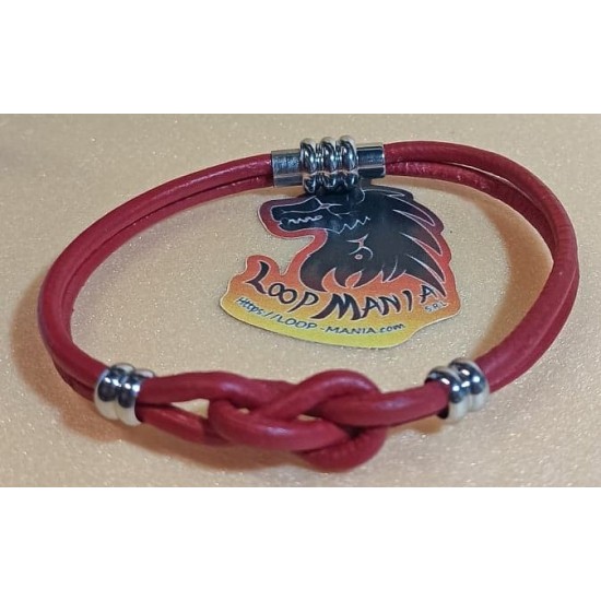 Natural leather cord bracelet. Made of 3 mm and 2 mm cord with silver magnet clasps.