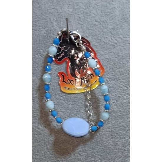 Bracelet made of Czech glass beads light blue spheres of different sizes, spacers and silver-plated beads. Made of silicone wire with silver-plated lobster clasps and silver extension. BRT343-1 = 15.9 cm + 5 cm extension, BRT343-2 = 15.9 cm + 5 cm extensi