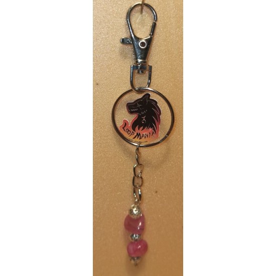  Keychain with glass stones of different colors.