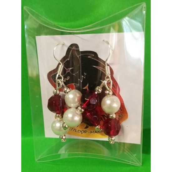 Earrings with glass beads and pearls, made of silicone wire, cakes and silver accessories.