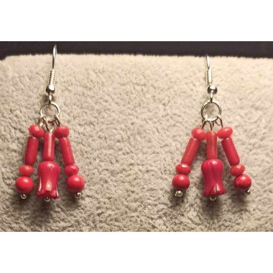 Coral bead earrings with stainless steel earrings. CER067 = 4 cm